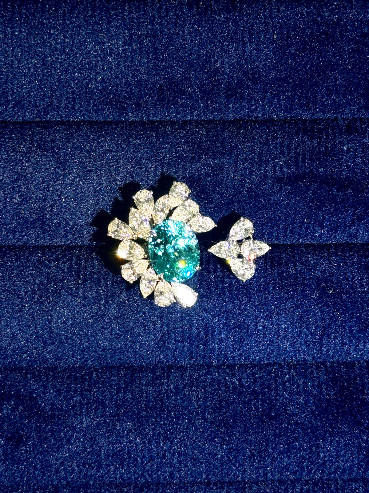 Anel Sarah - Turmalina paraíba 5ct com Diamantes