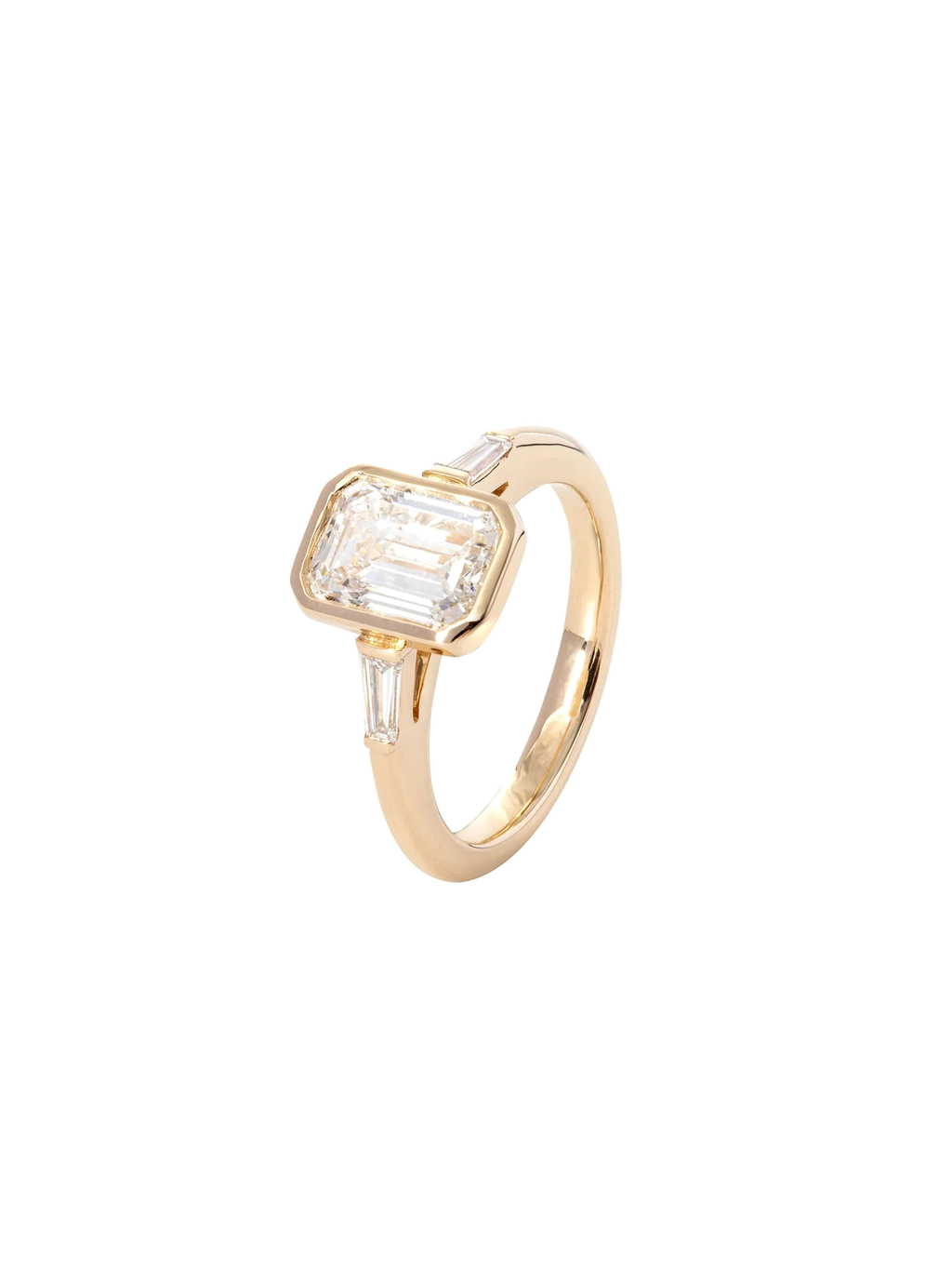 Detalhe do anel de noivado diamante esmeralda 1,5ct três pedras — 1999